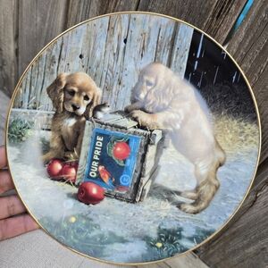 Vintage Collectors Decorative Plate with Puppies and Apples